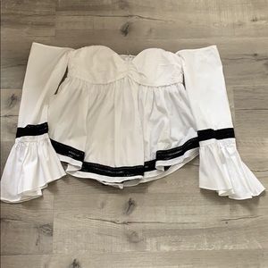 Caroline Costas New York Off Shoulder Blouse